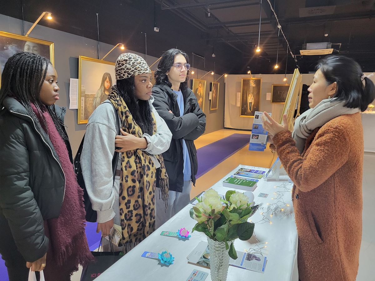 Image for article Виставка «Мистецтво Чжень-Шань-Жень» відбулася в Бельгії (частина 2)