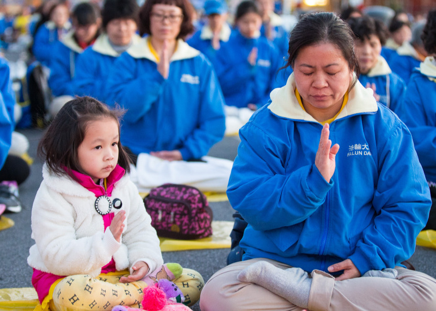 Image for article Подкаст: Одна праведна думка привела мене до Фалунь Дафа