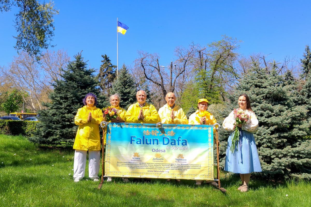 Image for article ​Практикувальники Фалунь Дафа в семи європейських країнах відзначають Всесвітній день Фалунь Дафа