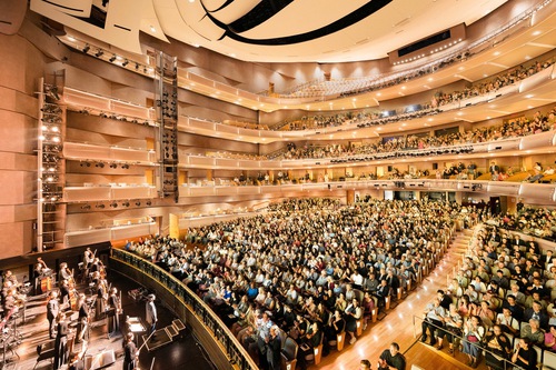 Image for article Shen Yun завершив світове турне в Торонто: «Безумовно, розкішне свято»